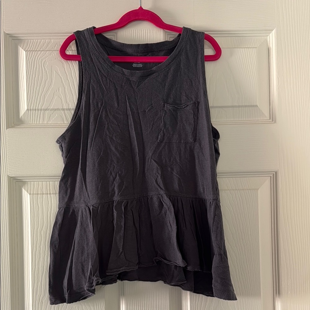 Grey American Eagle peplum muscle tee